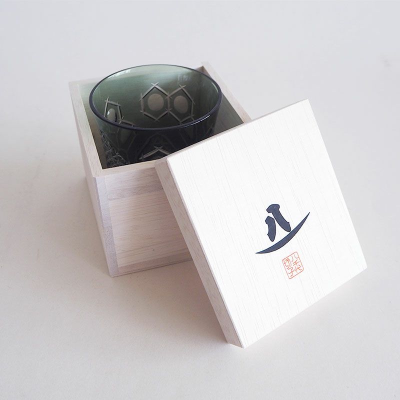 木箱付きで贈り物に最適です