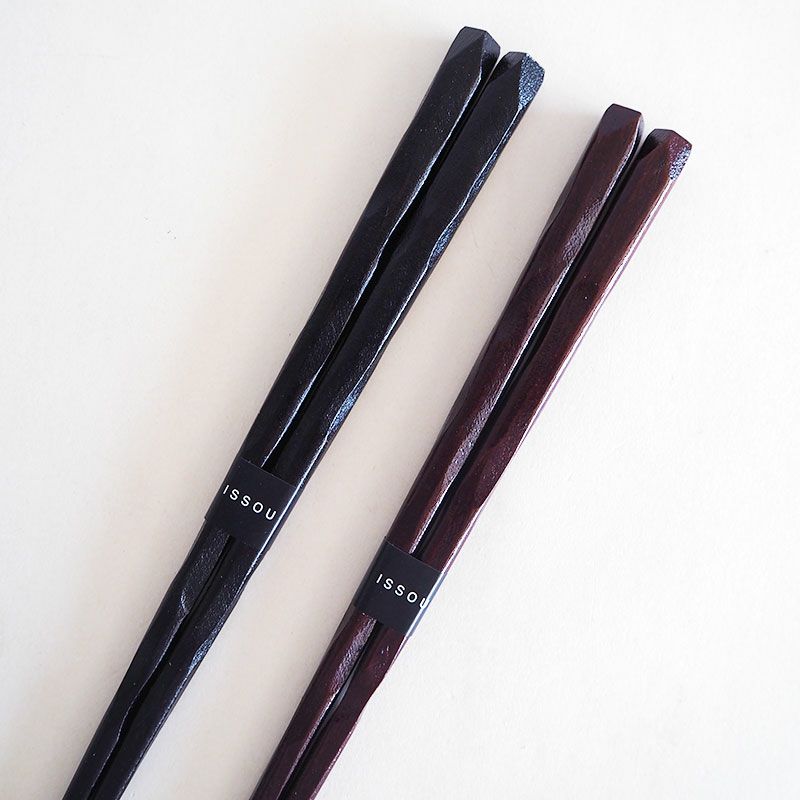 力強さと美しさを併せ持つ箸です