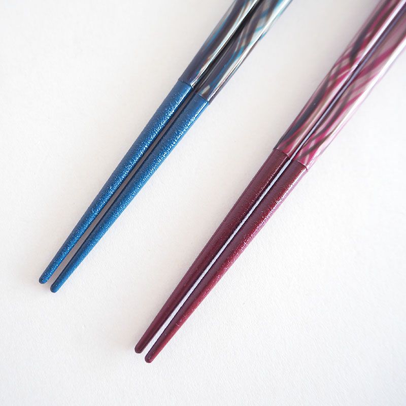 滑り止め加工を施された箸先です