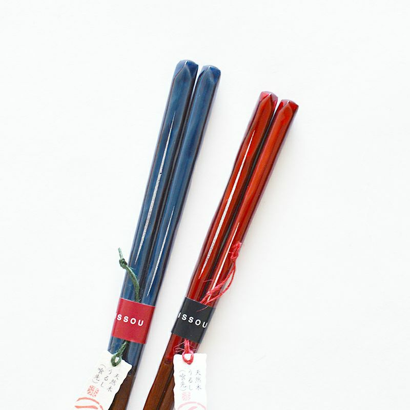 ほどよい太さで持ちやすい形状です