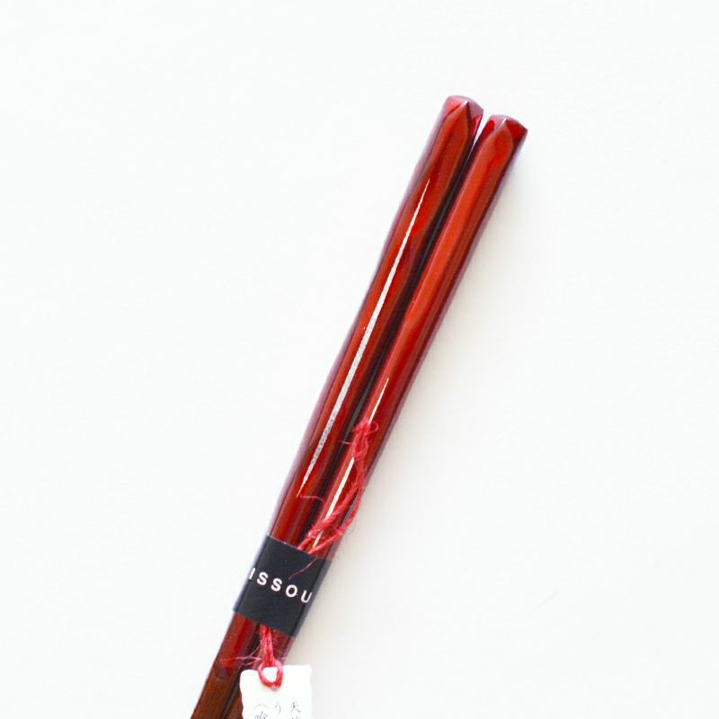 艶のあるスマートな持ち代です