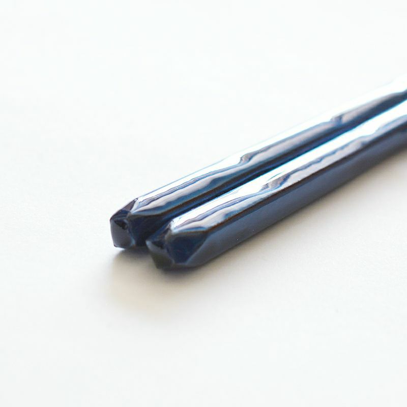 角が丸く転がりにくい形状です