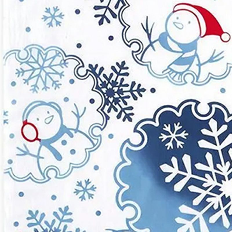 雪花を楽しむ雪だるま。