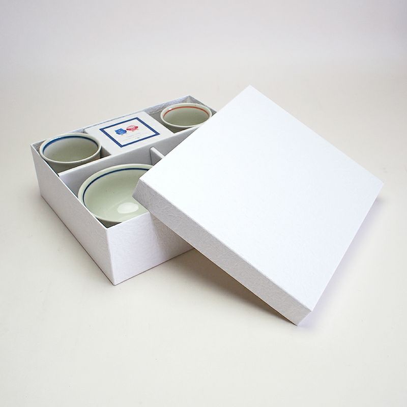 こちらはオリジナルの化粧箱でお届けします