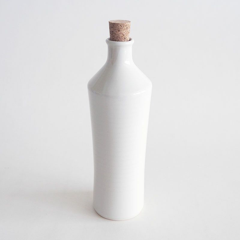 ラジウム鉱石を含む器　スリムボトル 白