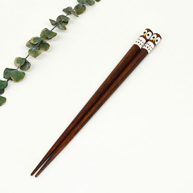 ぷっくりふくろうがかわいいお箸です