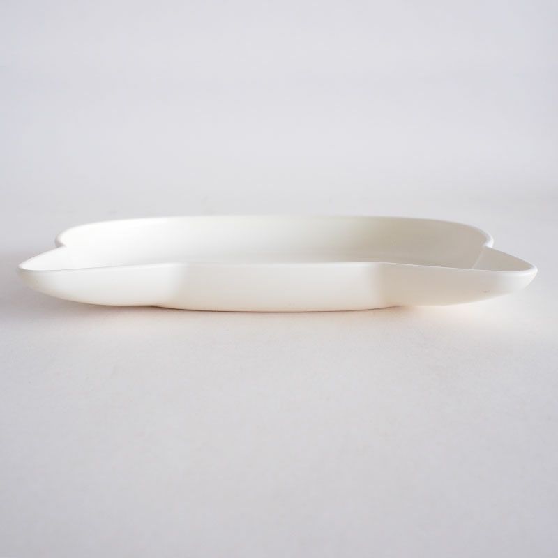 軽くて丈夫なのでお子さまが安全に使えます