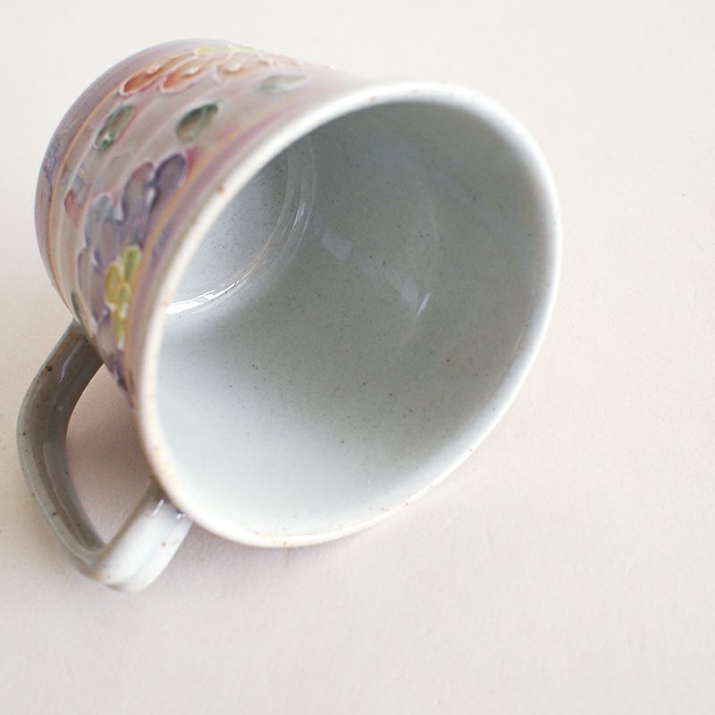 口あたりのよい口縁です