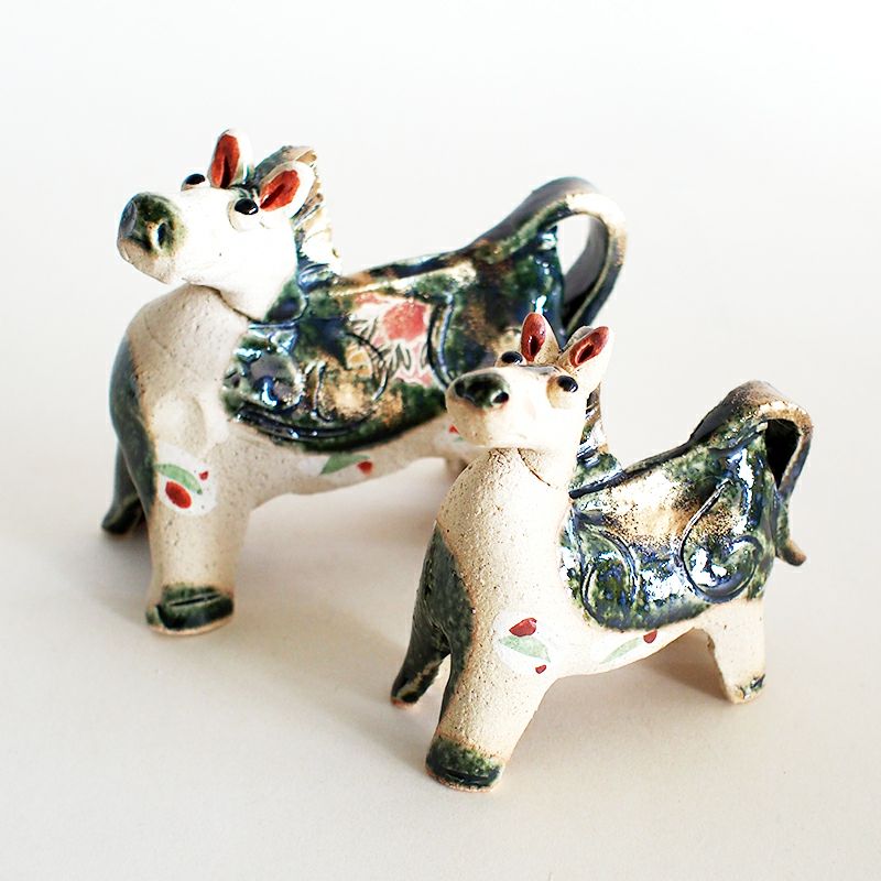 親子で並んで仲の良さそうな親子です