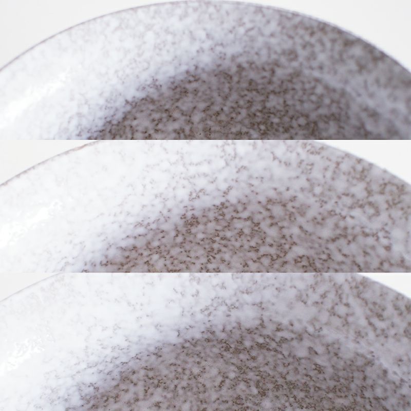 釉薬の掛かり具合で個体ごとに異なる趣があります