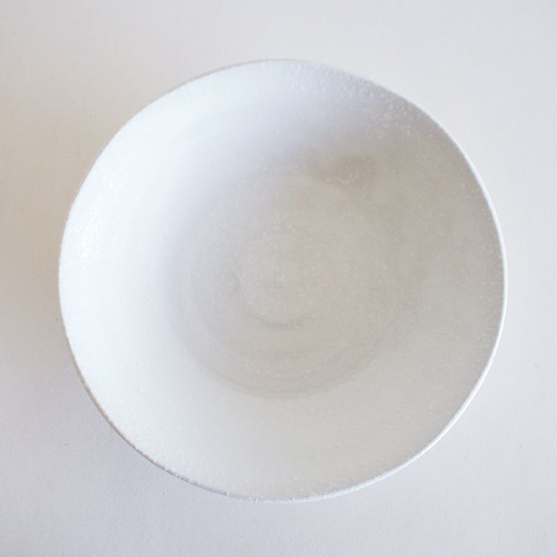 手触りのよい凹凸のある釉薬です