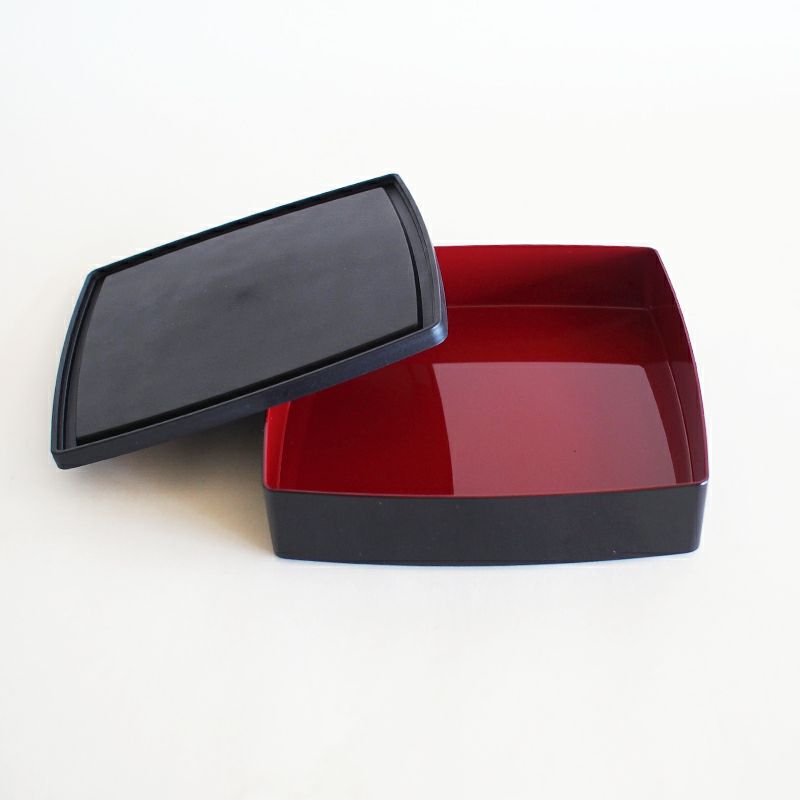 二段目は仕切りなしです