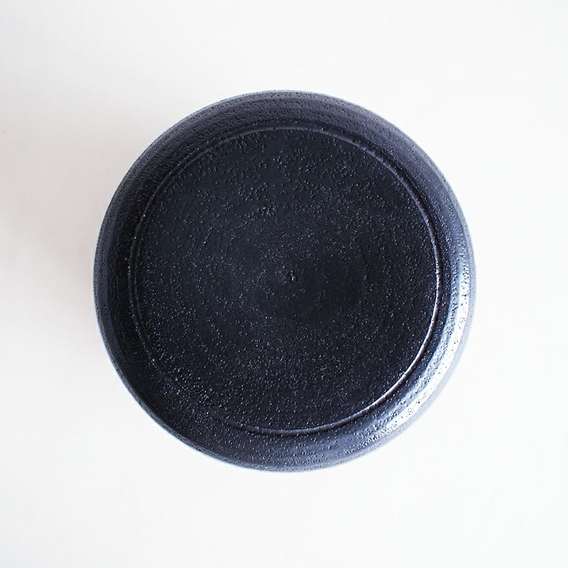 いつでも炊き立てのようなご飯を味わえるおひつです