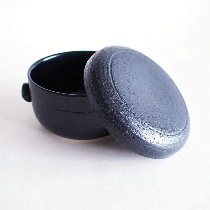 シンプルで飽きの来ないデザインです