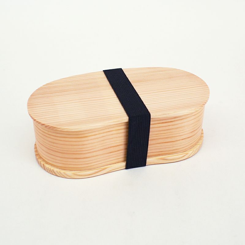 木の香りと温かなぬくもりを感じる一段木製のランチボックスです