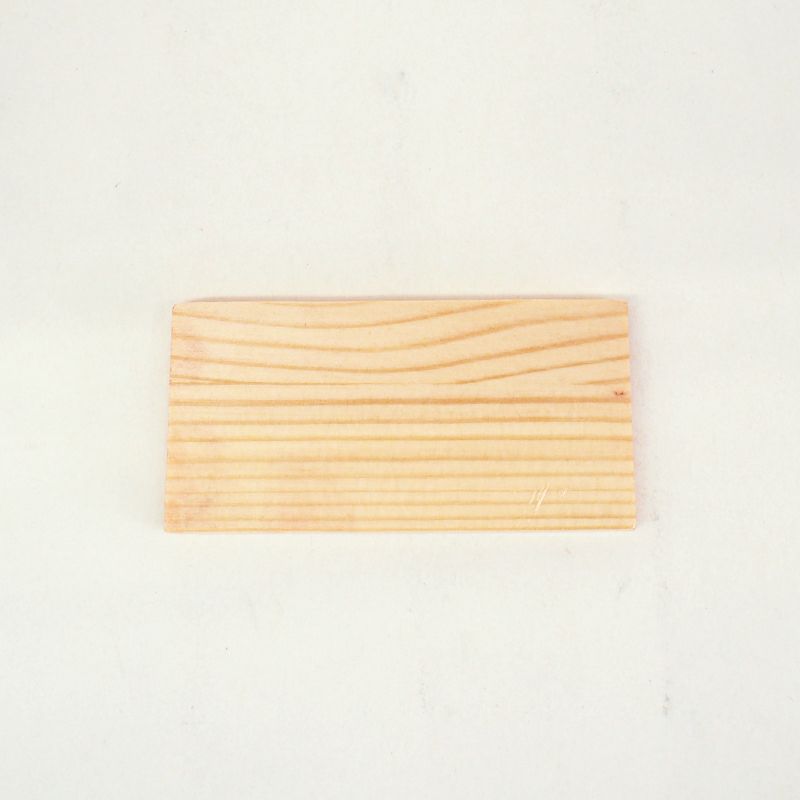 仕切り板がついているのでご飯とおかずが分けられます