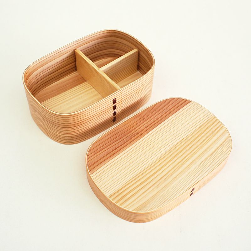 ポリウレタン塗装をしているのでカビにくくお手入れも簡単です