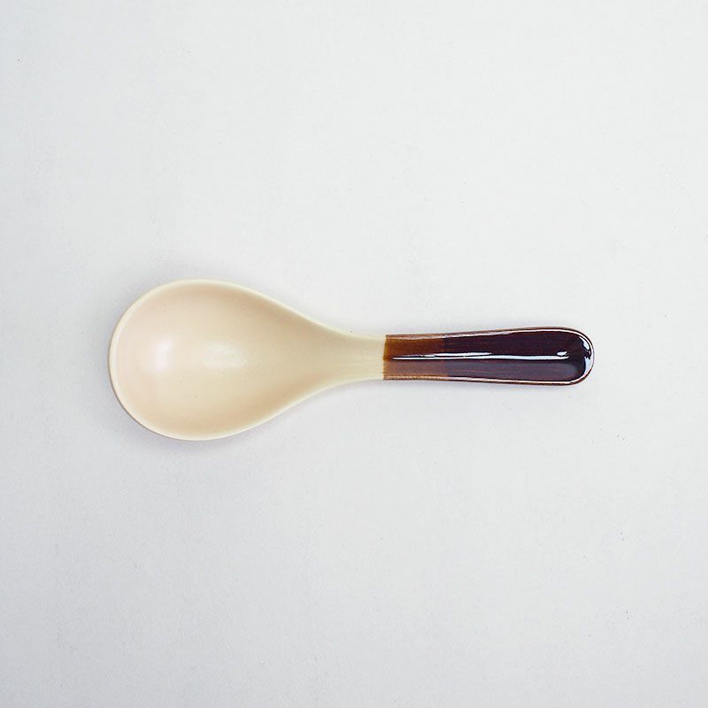 シンプルで使いやすい形状です