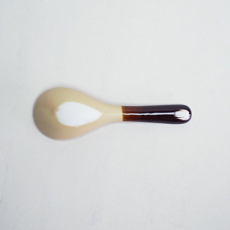 シンプルで使いやすい形状です