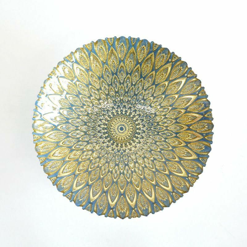 孔雀が羽を広げているように見えます