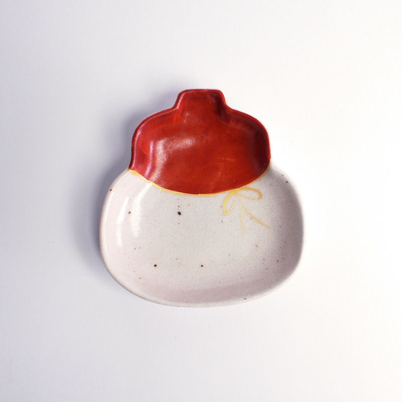 ひょうたん小皿　赤絵