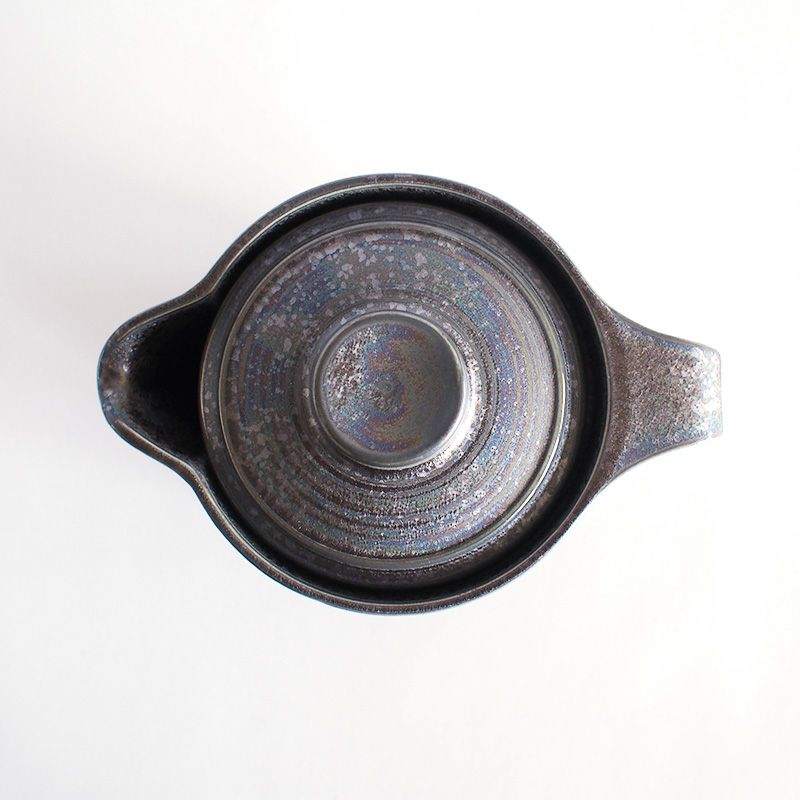 使いやすさを重視したシンプルなデザイン