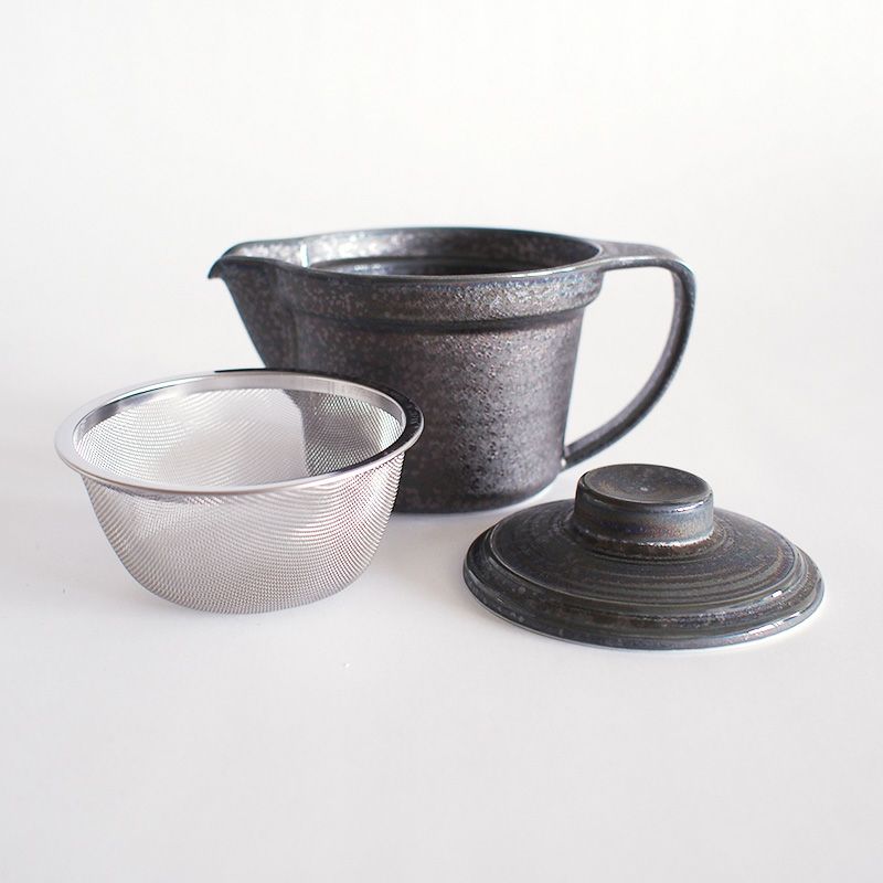 手入れがしやすいので毎日使える便利なポットです