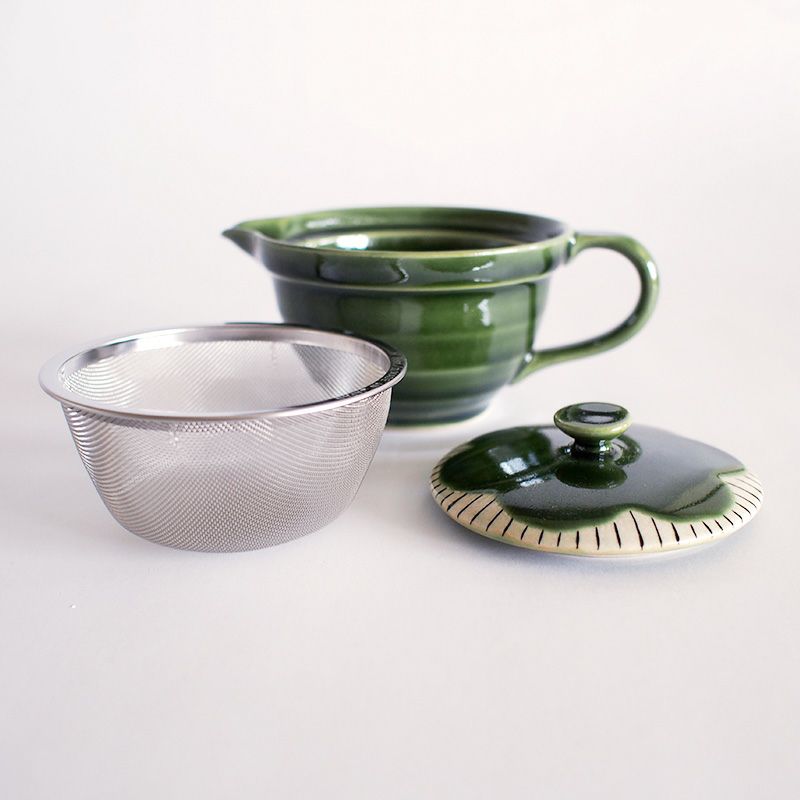 手入れがしやすいので毎日使えるポットです