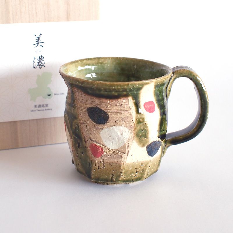 美濃銘窯 織部流しマグ