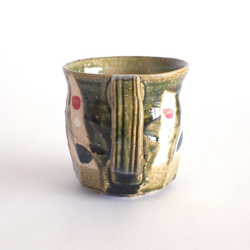 織部釉にモダンなパターンをあしらったデザイン