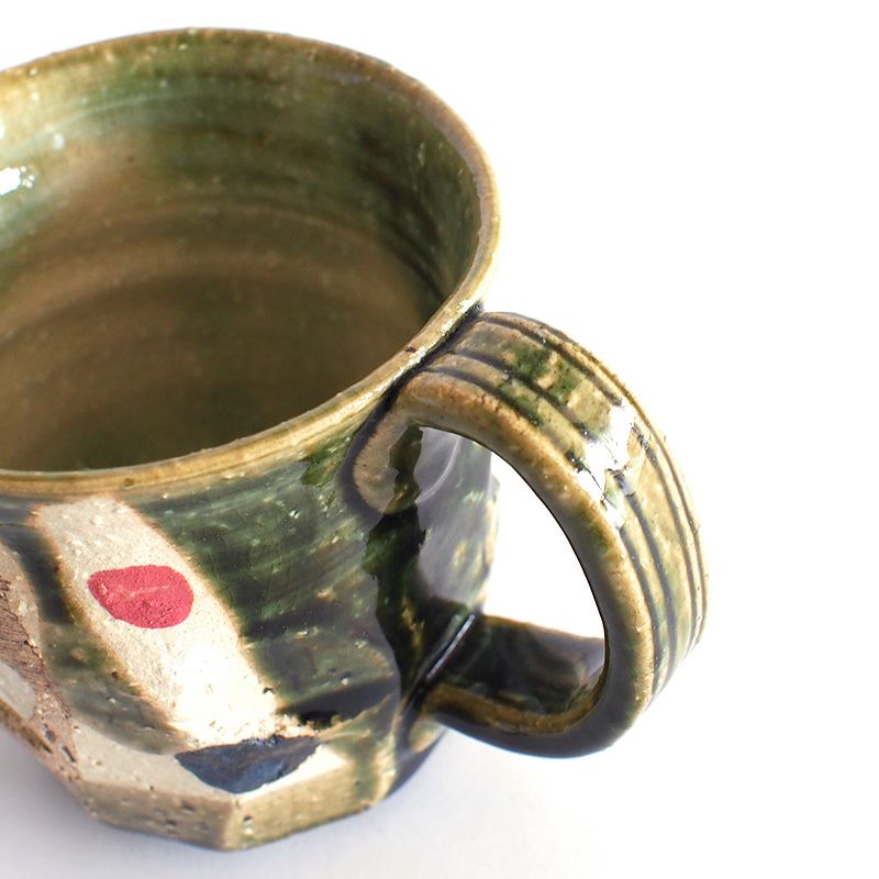 大きくて握りやすいハンドルです