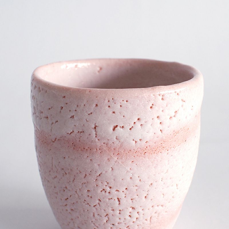 窯変により生まれる色合いの美しさ