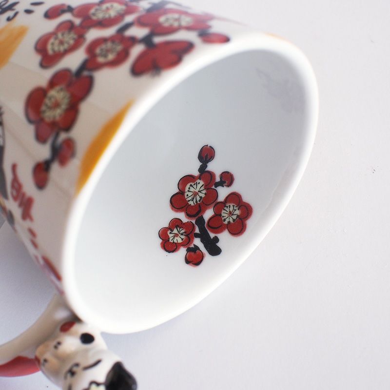 内側の梅がアクセントです