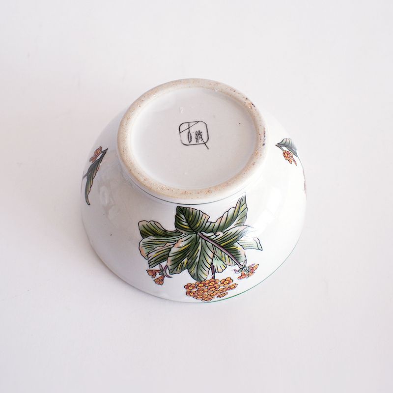 安定感のある形状です