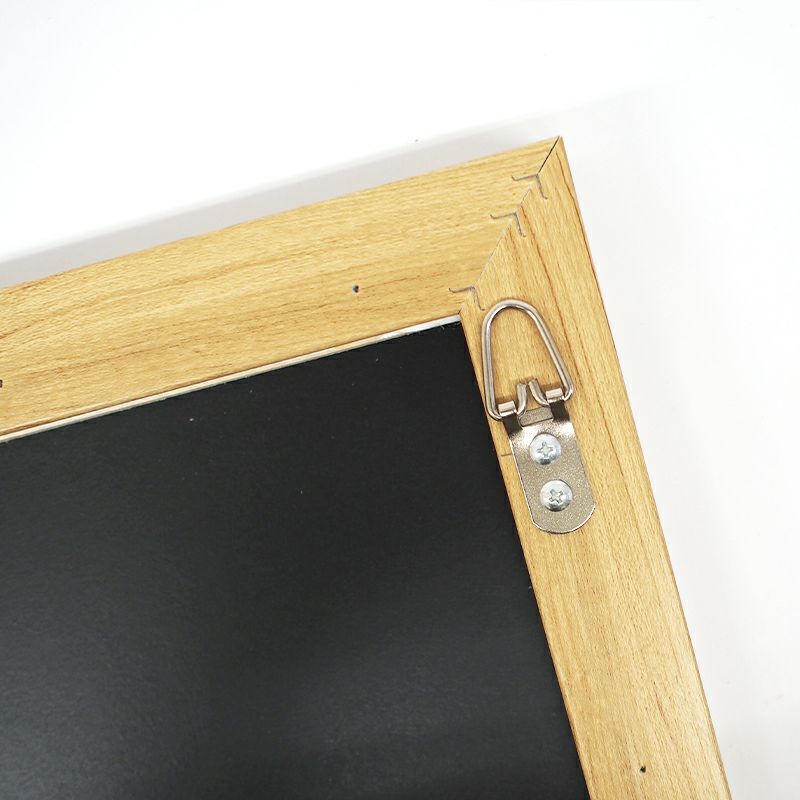 壁掛け用のフックです