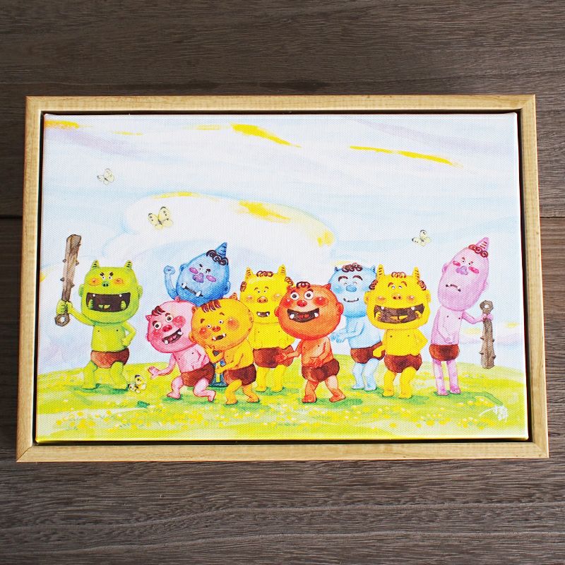 濃い色の壁にもよく映えます