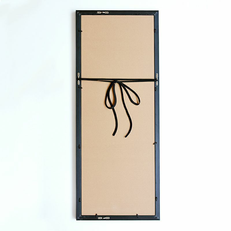 付属の紐が付いています