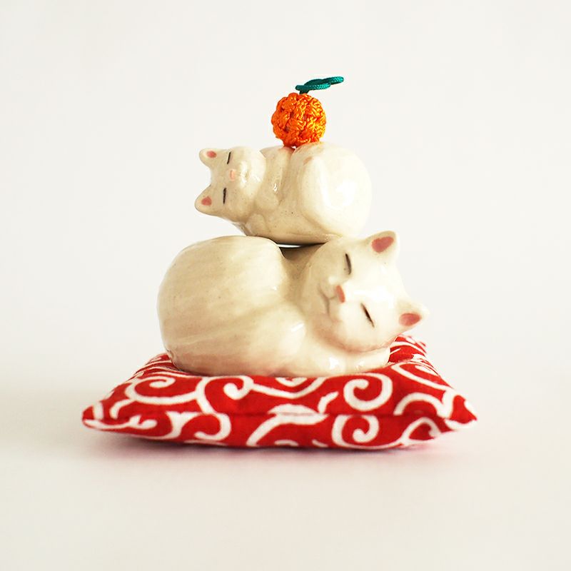 ま工房の猫鏡餅