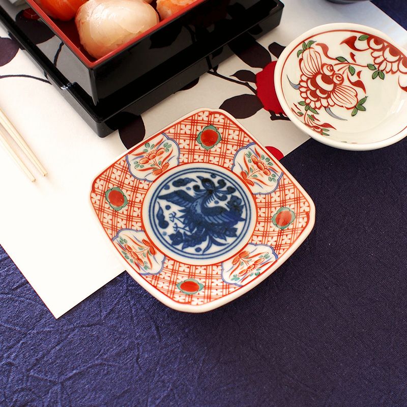 呉須赤絵 四角小皿｜和食器通販｜織部 Online Store【公式】