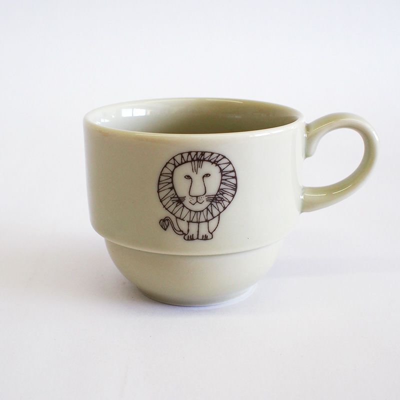 リサ・ラーソンのライオンのイラストが描かれたマグです