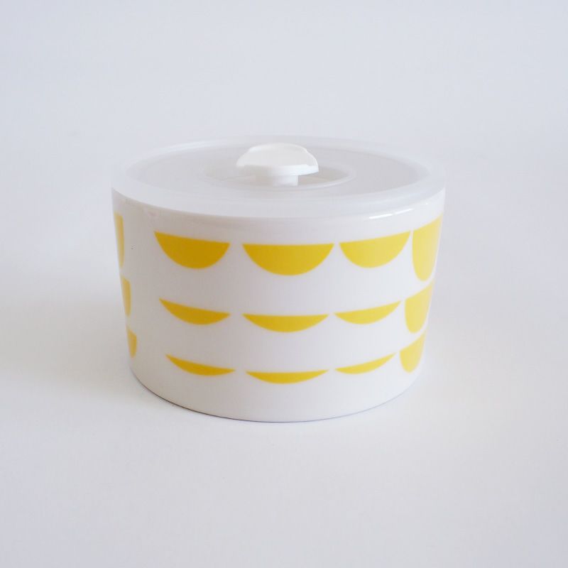 北欧のテキスタイルデザインをモチーフにしています