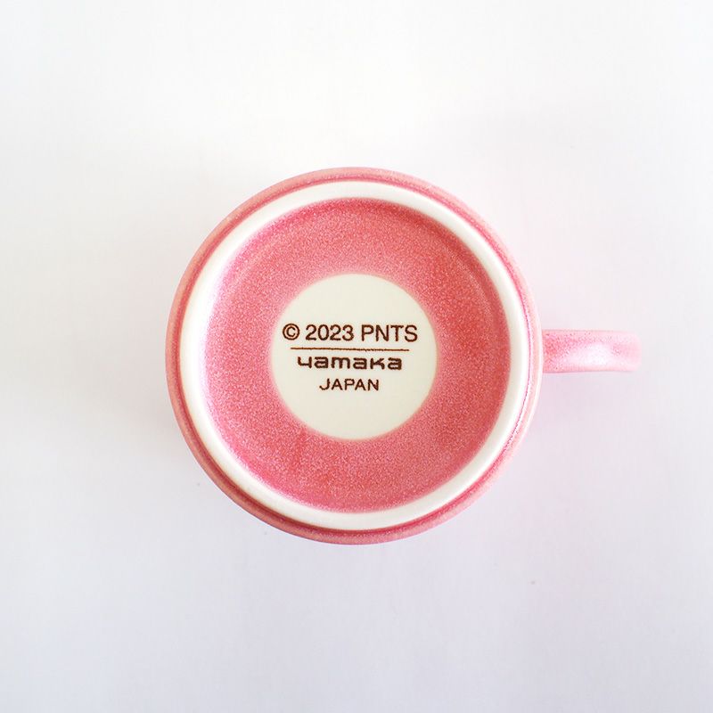 どっしり安定感のある形状です