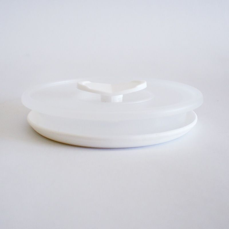 電子レンジ使用の際は摘まみを上げてください