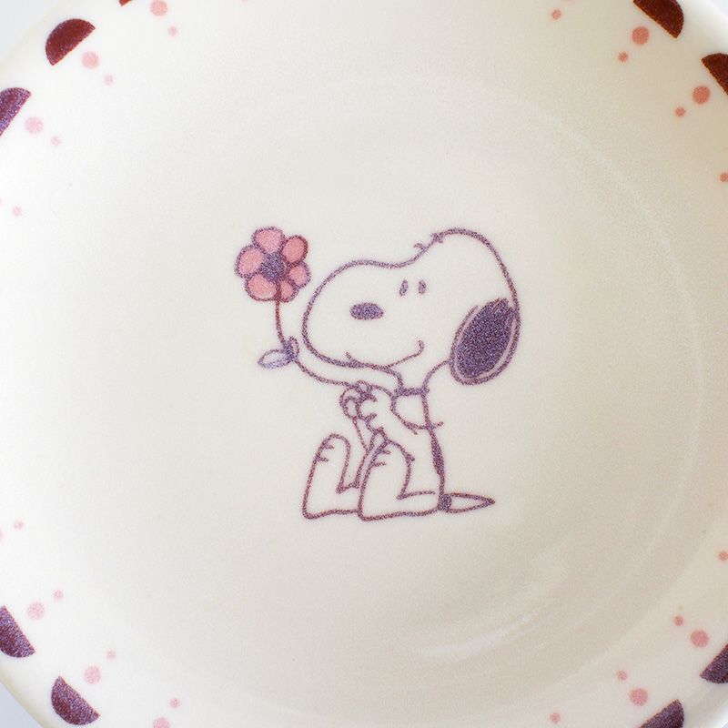 パステル調のスヌーピー