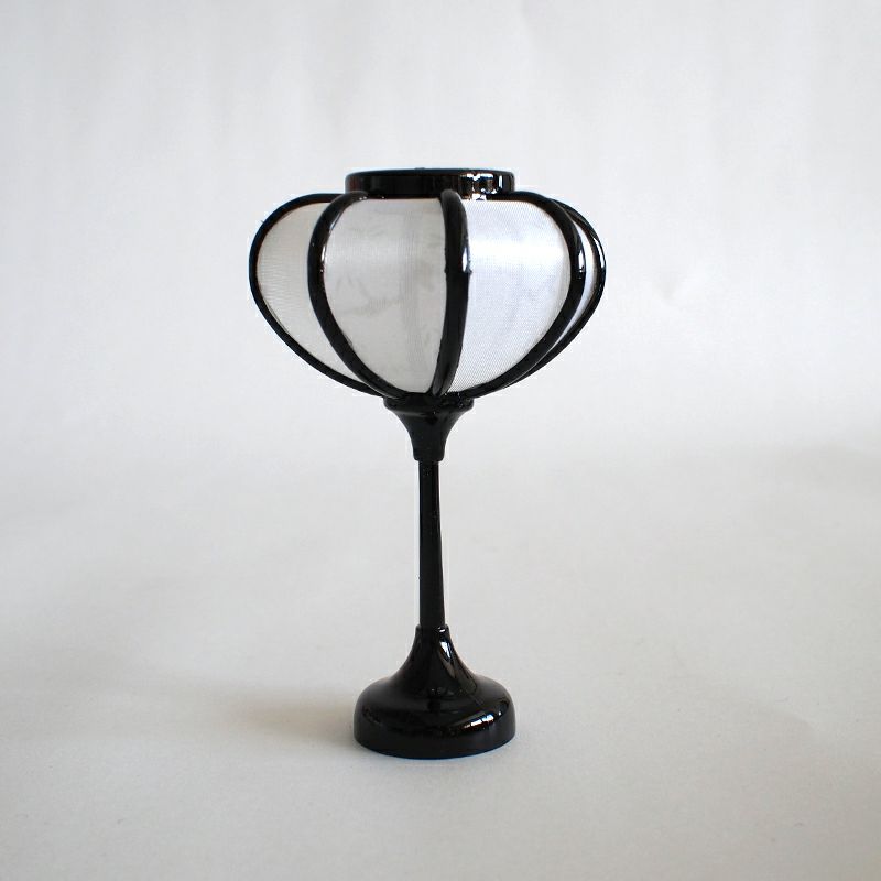 ぼんぼりが2つついています