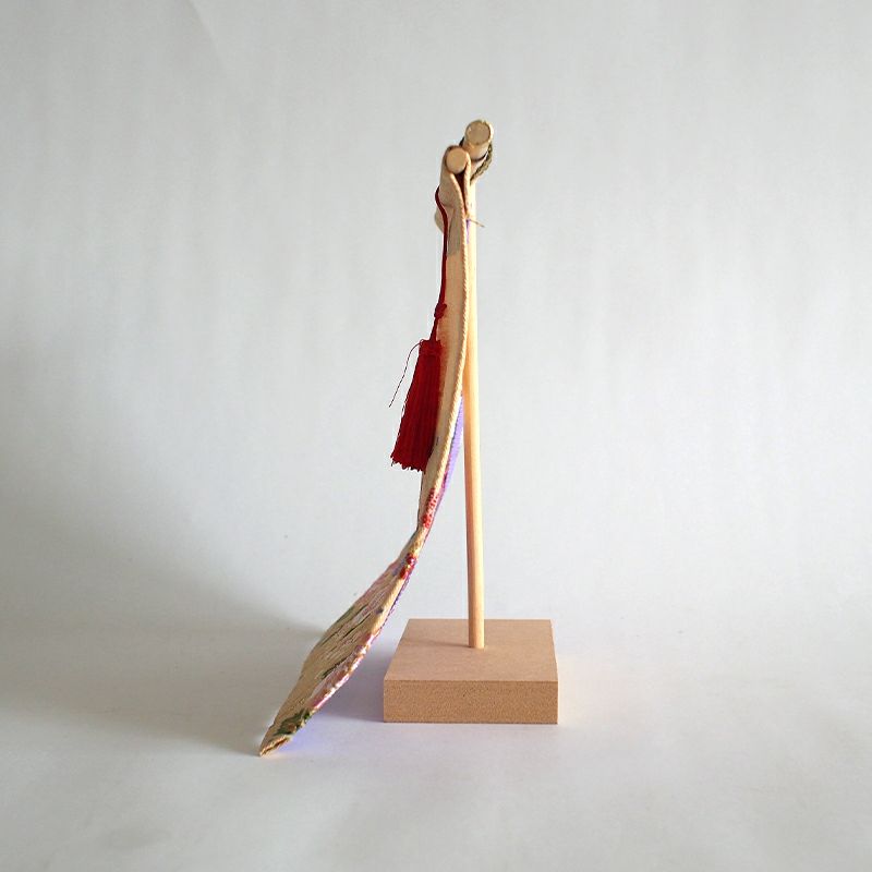 木製を台にセットしてください