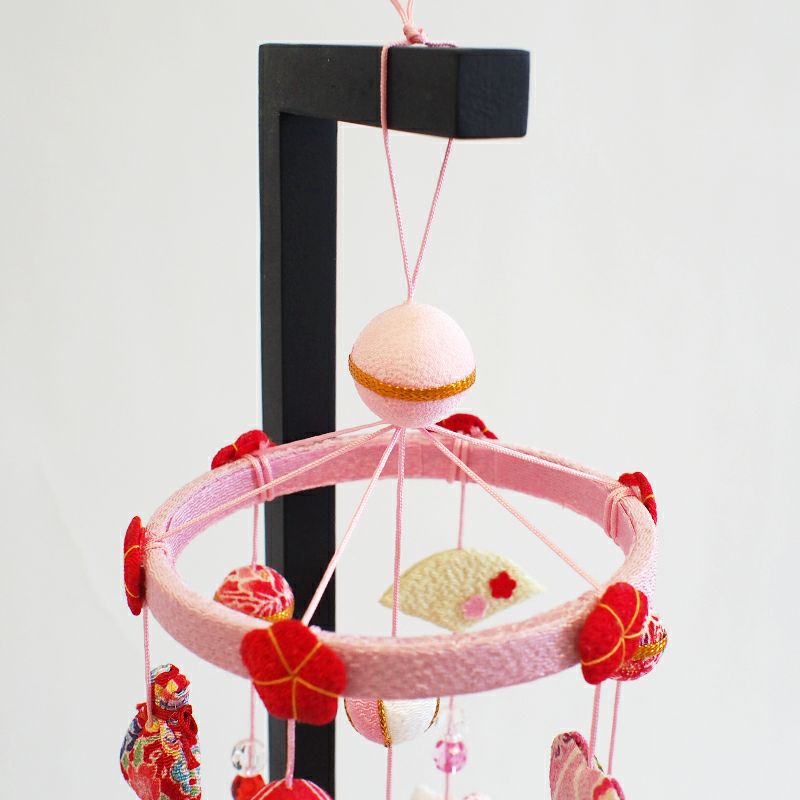 つるし飾り ちりめんつるし飾りうさぎピンク 土台付｜和食器通販｜織部 Online