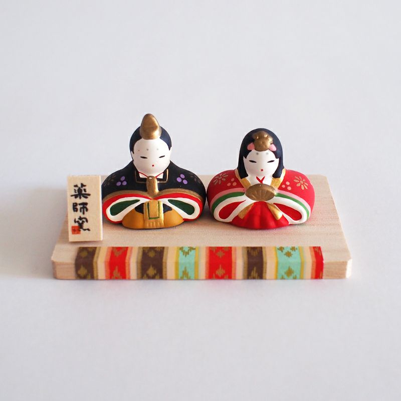 丁寧な手作業で一つ一つ作られています