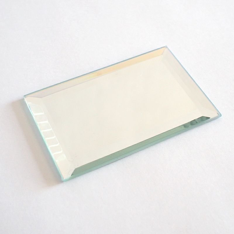 ガラスの板がついています