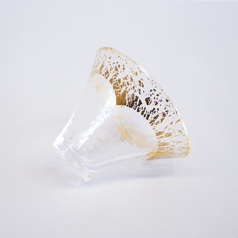 富士山の美しいフォルムで呑むお酒は格別です